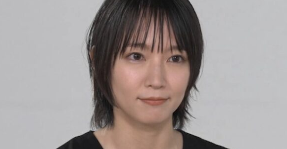 30代の吉岡里穂